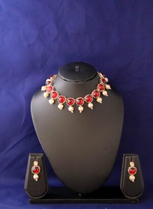 The Royal Solitaire Kundan Set